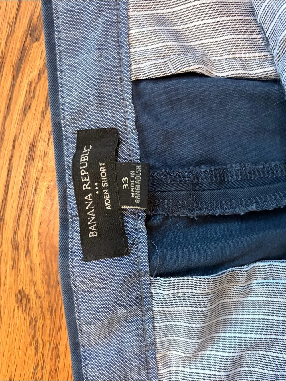 Banana Republic Navy Blue Flat Front Mens Chino Shorts